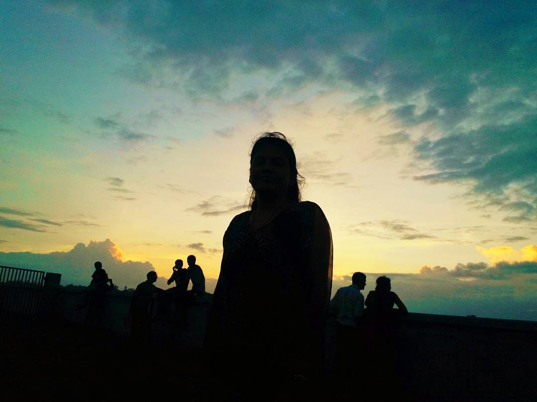 Silhouette Photography
#riverfrontahmedabad #ahmedabadriverfront
#shadow #sunset #people 
#silhouettephotography #silhouette #silhouettephotograph #silhouetteportrait #creativephotography #ahmedabad_instagram
#IndianShutterBugs #ISBTraveler