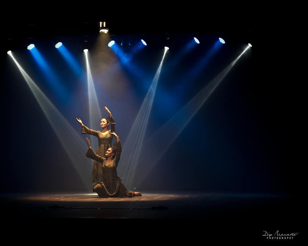 KADAMB center for Dance Annual show 2019....
.
.
Kadamb teachers recreate their guru’s 
#KumudiniLakhia celebrated choreographies..
.
.
😍😍😍 Speachless about these 8 Performances. Hatsoff to all the 100+ performers .. .
.
.

#kadambcenterfordance #show #kadamb #kathak #kathakdance #classicaldance #indianclassicaldance #катхак  #pirouettes #chakkars  #happydancing #classicaldance #indiandancer #dancersofinstagram #indianclassicaldance #dancerslife #classicaldancers #kathakdance #kathakdancer #indianclassicaldancers #swirls #spins #lovefordance #worldofdance #dance #love #indiandanceform #music #loveforkathak #dancers #dancersindia
