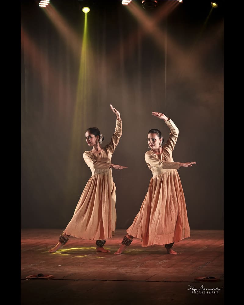 KADAMB center for Dance Annual show 2019....
.
.
Kadamb teachers recreate their guru’s 
#KumudiniLakhia celebrated choreographies..
.
.
😍😍😍 Speachless about these 8 Performances. Hatsoff to all the 100+ performers. .
.
.
#kadambcenterfordance #show #kadamb #kathak #kathakdance #classicaldance #indianclassicaldance #катхак  #pirouettes #chakkars  #happydancing #classicaldance #indiandancer #dancersofinstagram #indianclassicaldance #dancerslife #classicaldancers #kathakdance #kathakdancer #indianclassicaldancers #swirls #spins #lovefordance #worldofdance #dance #love #indiandanceform #music #loveforkathak #dancers #dancersindia