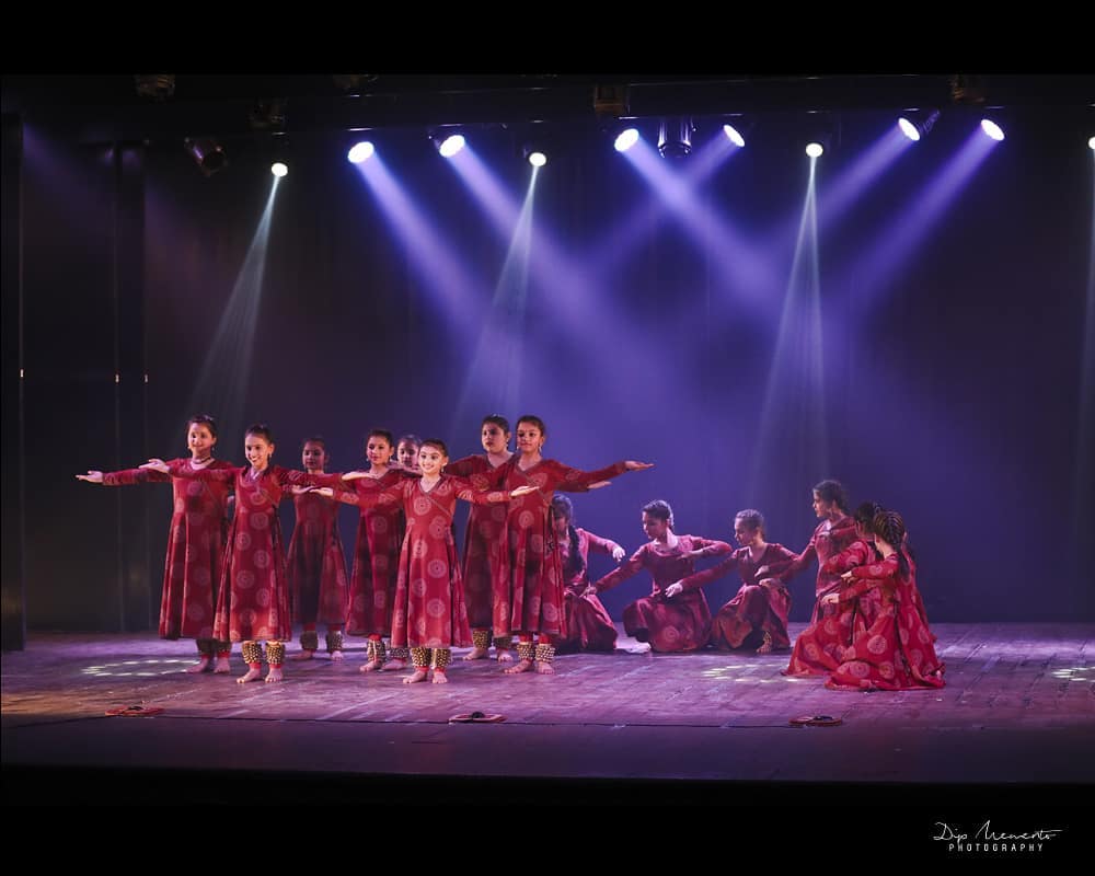 KADAMB center for Dance Annual show 2019....
.
.
Kadamb teachers recreate their guru’s 
#KumudiniLakhia celebrated choreographies..
.
.
😍😍😍 Speachless about these 8 Performances. Hatsoff to all the 100+ performers. .
.
.
#kadambcenterfordance #show #kadamb #kathak #kathakdance #classicaldance #indianclassicaldance #катхак  #pirouettes #chakkars  #happydancing #classicaldance #indiandancer #dancersofinstagram #indianclassicaldance #dancerslife #classicaldancers #kathakdance #kathakdancer #indianclassicaldancers #swirls #spins #lovefordance #worldofdance #dance #love #indiandanceform #music #loveforkathak #dancers #dancersindia