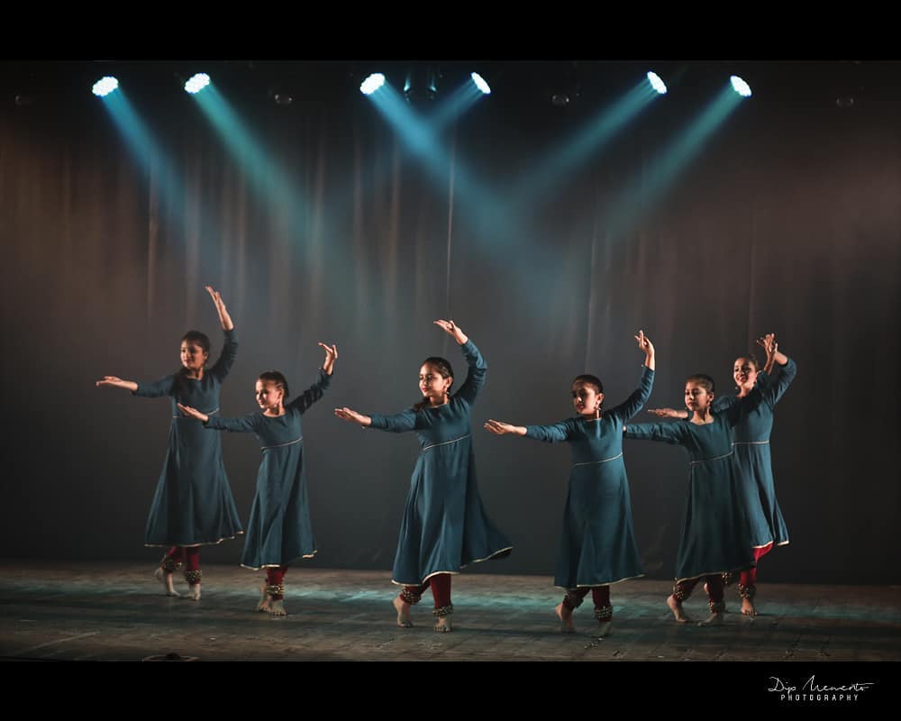 KADAMB center for Dance Annual show 2019....
.
.
Kadamb teachers recreate their guru’s 
#KumudiniLakhia celebrated choreographies..
.
.
😍😍😍 Speachless about these 8 Performances. Hatsoff to all the 100+ performers. .
.
.
#kadambcenterfordance #show #kadamb #kathak #kathakdance #classicaldance #indianclassicaldance #катхак  #pirouettes #chakkars  #happydancing #classicaldance #indiandancer #dancersofinstagram #indianclassicaldance #dancerslife #classicaldancers #kathakdance #kathakdancer #indianclassicaldancers #swirls #spins #lovefordance #worldofdance #dance #love #indiandanceform #music #loveforkathak #dancers #dancersindia #9924227745 #dipmementophotography #dip_memento_photography