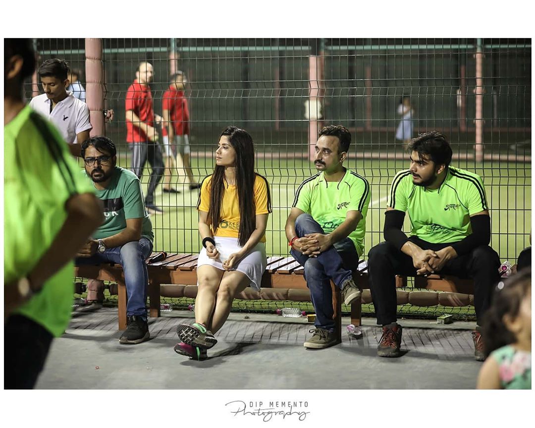 Glimpse of Celebrity Vollyball Match By UDAAN-The Joy Of Giving. @aarjavtrivedi @kinjalrajpriya
.
Late post
.
Thanks to @patelshivani
Shoot by @dip_memento_photography

#udaanngo #ahmedabad #gujaraticelebrity #dipmementophotography #9924227745 #vollyballmatch #sports #funforfund #goodcause #bekind #behappy #event #photographer #eventphotography #liveinconcert #stagephotography #ngoevents #ahmedabadngo #ngo #funevent #gujaraticelebrities #urbangujaratimovie #gujaratiartists