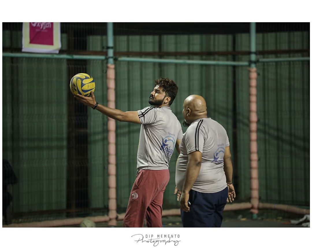 Glimpse of Celebrity Vollyball Match By UDAAN-The Joy Of Giving.
.
Late post
.
Thanks to @patelshivani
Shoot by @dip_memento_photography

#udaanngo #ahmedabad #gujaraticelebrity #dipmementophotography #9924227745 #vollyballmatch #sports #funforfund #goodcause #bekind #behappy #event #photographer #eventphotography #liveinconcert #stagephotography #ngoevents #ahmedabadngo #ngo #funevent #gujaraticelebrities #urbangujaratimovie #gujaratiartists