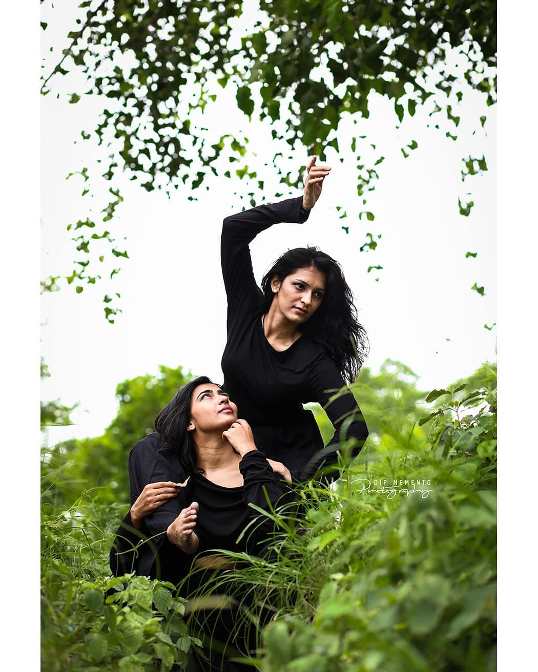 We should be lifting each other up and cheering each other on, not trying to outshine one another. .
.
The sky would be awfully dark with just one star..
.
.

InFrame : 🍂Komal & 🍃Riddhi
.
.
Dance with Nature Concept Shoot.

Shoot By: @dip_memento_photography, ---------------*--------------*----------------*---------------*---------
#streetshoot #naturephotography #streetconceptshoot #conceptshoot #conceptphotoshoot #ahmedabad #dipmementophotography #dancephotography
#dslrofficial  #dance #photooftheday #portraitsofficial #50mm  #picoftheday  #girl #indiafeature #keeptagging #9924227745 #_ip #_ig  #bestoftheday #danceshoot #naturelovers
#indiaportraits #indiaportraits #sun #keepdancing