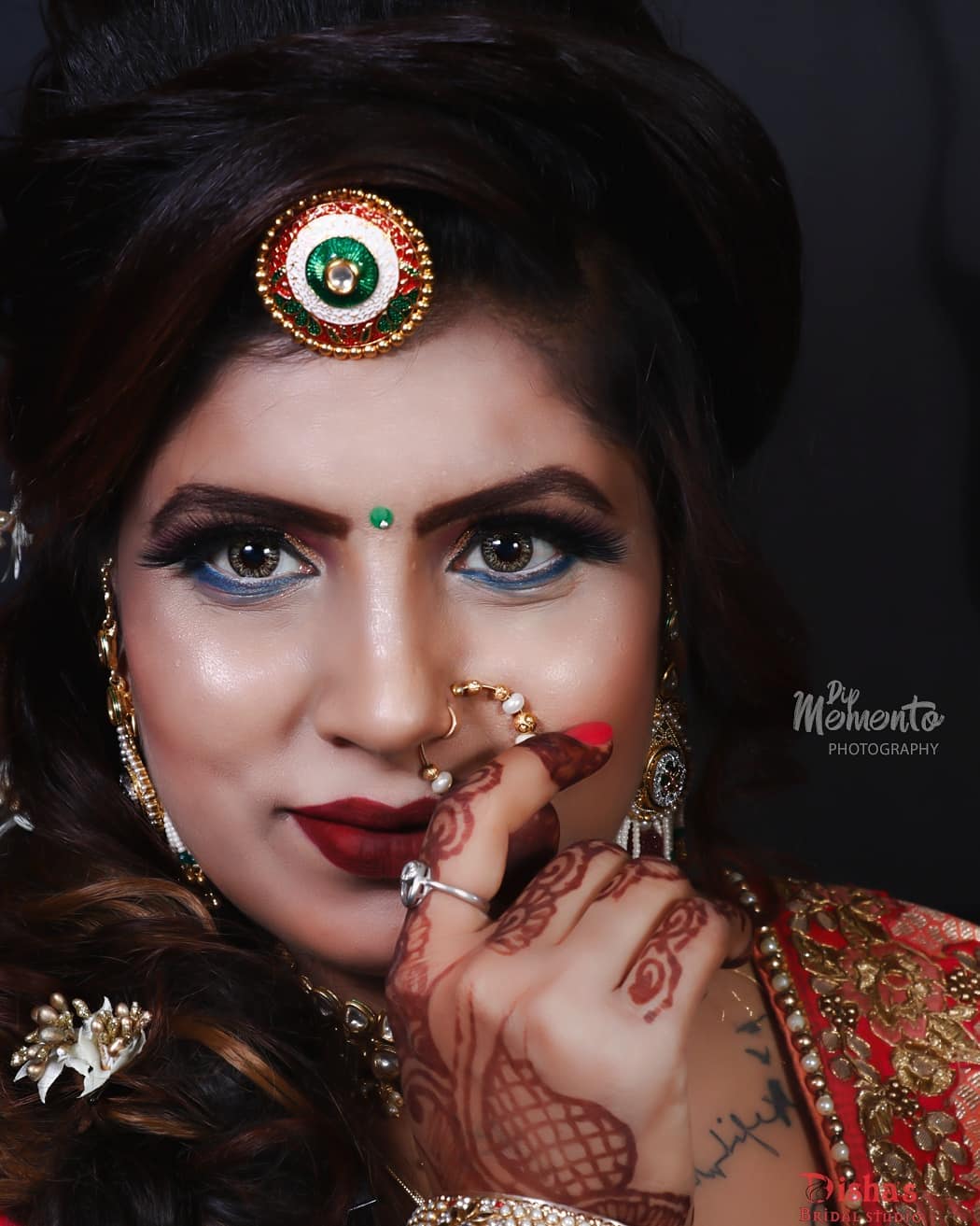 Treat your makeup like jewelry for the face..
.
Marwadi Bride
.
.
📸@dip_memento_photography
💄@dishasbridalstudio
.
.
 #brides #marwadibride #bridetobe
#coolbrides #bigfatindianwedding #bridemakeup #indianwedding #photography #weddings #indianwedding #101
#dipmementophotography #9924227745 #loveformakeup #marwari #makeupartist #makeup #ahmedabad #candidportraits #indianbride #indianfashionblogger #marwadistyle #rajasthanibride #brides #funbrides
.
.
@wedzo.in @indianstreetfashion @weddingz.in @indian_wedding_bliss
@dulhaanddulhan @thebridesofindia @indianweddings @weddingdream @indianweddingbuzz @shaadisaga @zo_wed @desiclassybrides @weddingwireindia @indiagramwedding @shaadisaga @indian__wedding @thebridesofindia
@weddingsutra @wedmegood @bridalaffairind @theweddingbrigade @weddingplz @weddingfables @indian_wedding_inspiration @eventilaindia @_punjabi_weddings