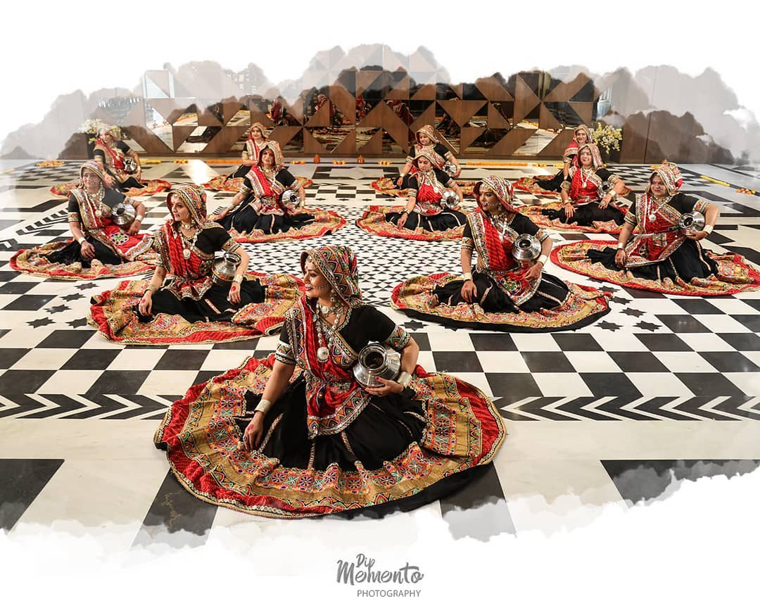 Dip Memento Photography,  Ghado, garba #navaratri #garbalovers #garbainahmedabad #garbaingujarat #traditional #gujju #gujjugarba #ahmedabadigarba #9924227745, dipmementophotography, dancephotography, ahmedabad, sharadpurnima, radharasgarba #traditionalgarbadress #ghadogarba #hellarhadagarba, folkdance, tradionalgarba
