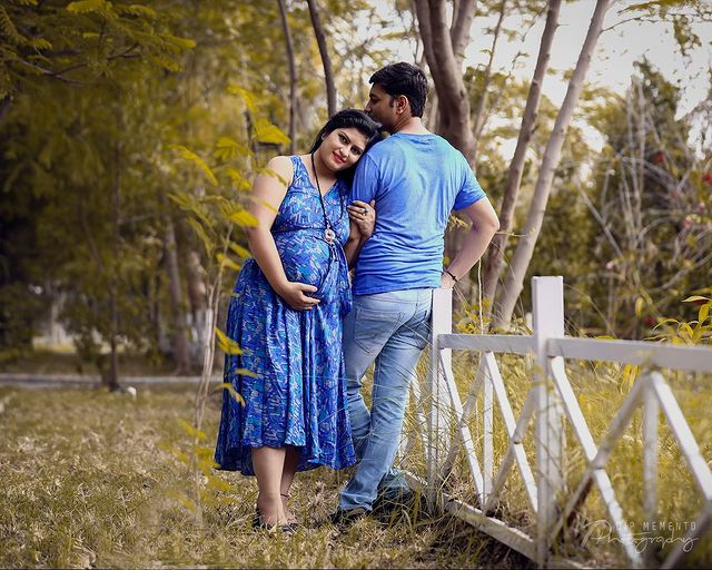 My HEART💞 is full of YOU.... 
.
It's DEVANGI's 2nd maternity shoot...
.
Shoot on - @canonindia_official + @godoxindiaofficial 
~~~~~~~~~~~~~~~~~~~~~~~~~~~~~~~~
#dipmementophotography 
📸Shoot & Edit by Team
@dip_memento_photography
DM for Inquiry on +91 9924227745
~~~~~~~~~~~~~~~~~~~~~~~~~~~~~~~~
#maternityphotoshoot #maternityphotoshootideas #maternityphotoideas  #maternityphotography #maternityphotographer #pregnancyphotoshoot  #babybumpphotography #babybumpphotoshoot #babybump #bestpregnancyphotos#bestpregnancyphotographer #pregnancy #ahmedabadphotographer #bestphotographerofahmedabad #photostudio #bestphotographerinindia #9924227745 #maternityphotography #momtobe #mommytobe #maternityshoot #dipmementophotography  #maternitystyle  #pregnantfashion #maternitysession  #babyshower