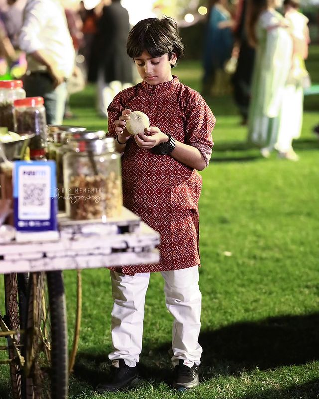 👉 Let's collect Happiness👈
Have you ever noticed, what kids do at garba ground? Check full caption and this series of photographs....😍

Thanks to @ferfudardi Kids Garba / Gammat Night

Post 5)
 **Snacking**: The food and snacks at the Garba ground can be a delight for kids, offering a chance to savor some delicious treats, Authentic test..

#CandidKids #garbaplayers

#happiness #happinessoverload #garba #kidsgarba #GarbaMagic #DanceUnity  #garba #garbasteps #9924227745 #dipmementophotography
#dip_memento_photography #happyinme #happyme #garbalove #passiongarba  #DandiyaDance  #Navratri2023#9924227745 #dipmementophotography #dip_memento_photography